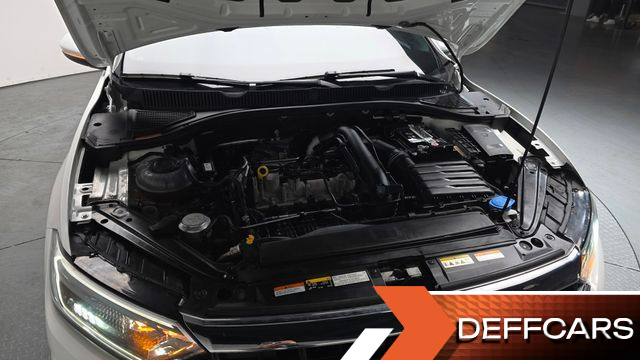 Volkswagen JETTA 1.4 TSI Prestige купить на сайте DeffCars