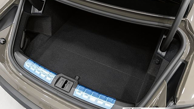 Porsche TAYCAN Turbo купить на сайте DeffCars