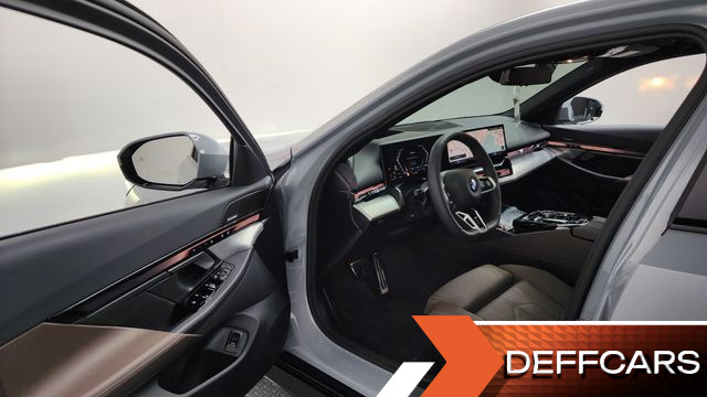 BMW 5-SERIES 523d M Sport купить на сайте DeffCars