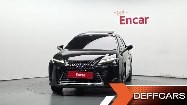 Lexus UX 2.0 2WD купить на сайте DeffCars