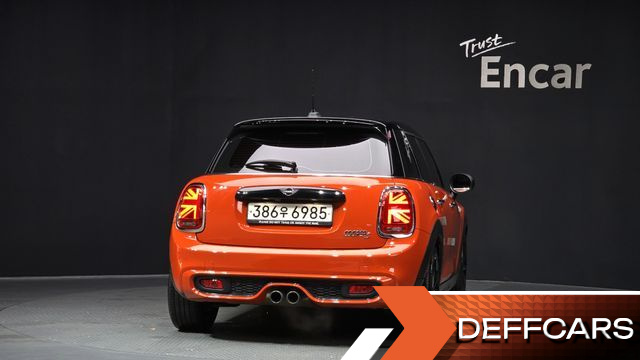 Mini COOPER 5Door Standard 3rd купить на сайте DeffCars