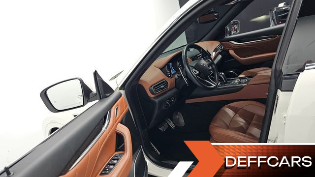 Maserati LEVANTE 3.0 AWD GranSport купить на сайте DeffCars