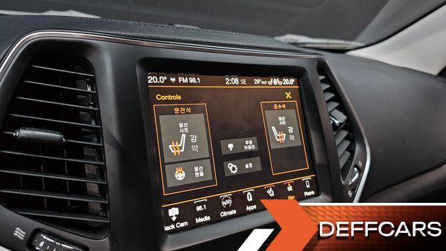 Jeep CHEROKEE 2.4 Longitude High AWD купить на сайте DeffCars