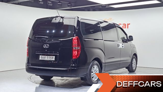 Hyundai STAREX Van 5-Seater Smart купить на сайте DeffCars