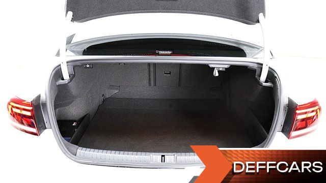 Volkswagen PASSAT 2.0 TDI Premium купить на сайте DeffCars