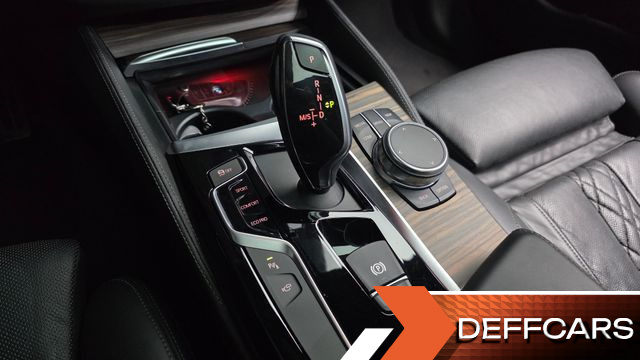 BMW 5-SERIES 520d xDrive M Sport Package Plus купить на сайте DeffCars
