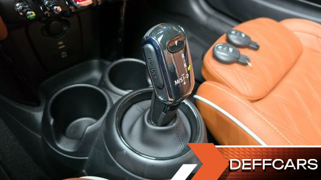 Mini COOPER CONVERTIBLE Classic Third Generation купить на сайте DeffCars