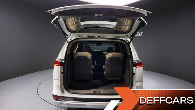 Kia CARNIVAL Gasoline 9-Seater Hi-Limousine Signature купить на сайте DeffCars