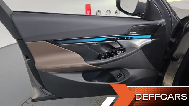 BMW 5-SERIES 520i M Sport купить на сайте DeffCars