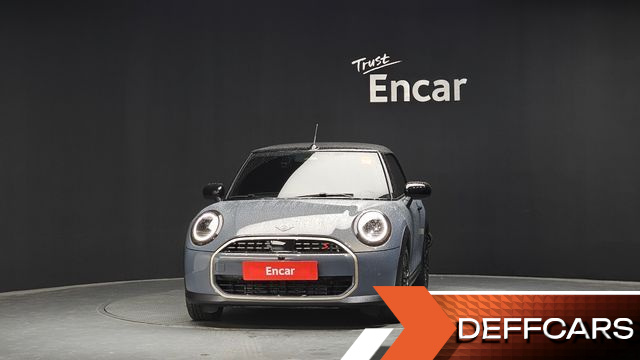 Mini COOPER CONVERTIBLE Favoured купить на сайте DeffCars