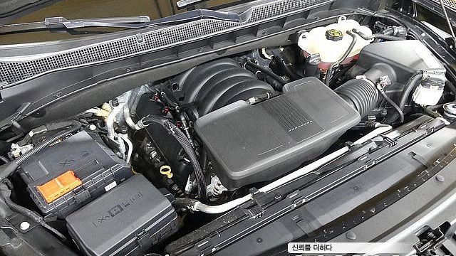 Chevrolet SURBURBAN 6.2 купить на сайте DeffCars