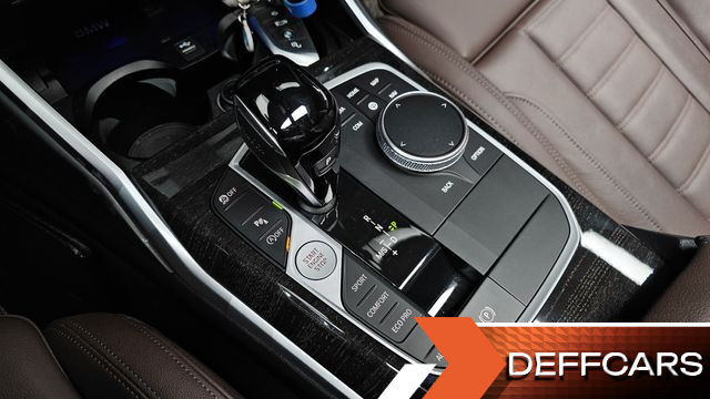BMW 3-SERIES 320i Luxury купить на сайте DeffCars