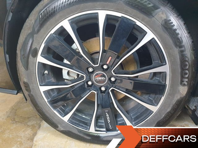 Toyota SIENNA 2.5 Hybrid AWD купить на сайте DeffCars