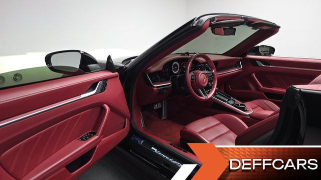 Porsche 911 Carrera 4 GTS Cabriolet купить на сайте DeffCars