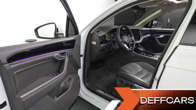 Volkswagen TOUAREG 3.0 TDI Prestige купить на сайте DeffCars