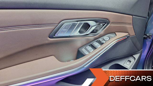 BMW 3-SERIES 320i Luxury купить на сайте DeffCars