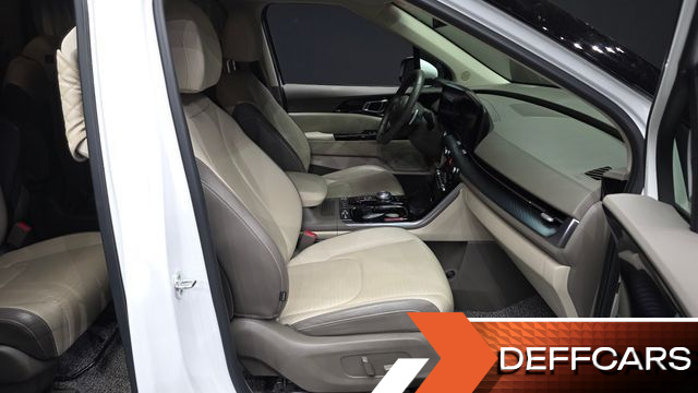 Kia CARNIVAL Gasoline 9-Seater Hi-Limousine Signature купить на сайте DeffCars