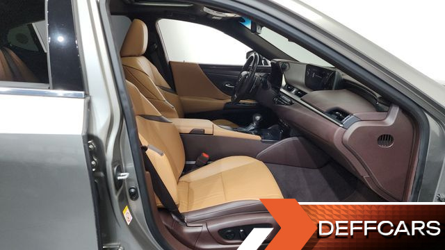 Lexus ES Executive купить на сайте DeffCars