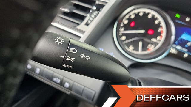 Toyota CAMRY 2.5 купить на сайте DeffCars