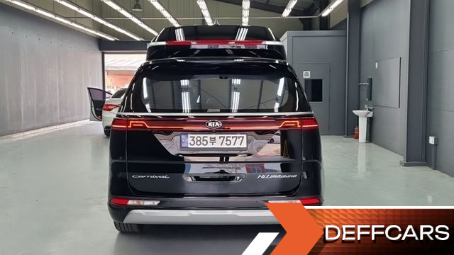 Kia CARNIVAL Gasoline 9-Seater Hi-Limousine Signature купить на сайте DeffCars