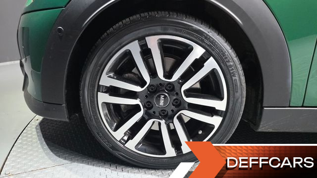 Mini COOPER 5Door Classic Third Generation купить на сайте DeffCars