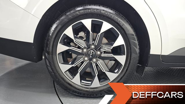 Kia CARNIVAL 7-Seater Signature купить на сайте DeffCars
