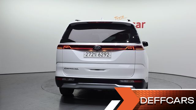 Kia CARNIVAL 9-Seater Noblesse купить на сайте DeffCars