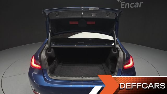 BMW 3-SERIES 320i Luxury купить на сайте DeffCars
