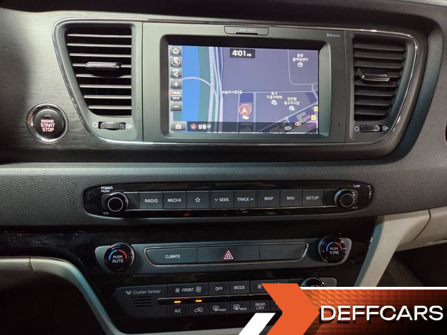 Kia CARNIVAL 9-Seater Luxury купить на сайте DeffCars