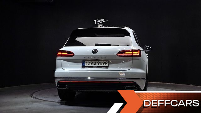 Volkswagen TOUAREG 3.0 TDI Prestige купить на сайте DeffCars