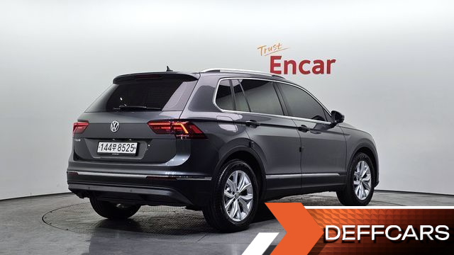 Volkswagen TIGUAN 2.0 TDI Premium купить на сайте DeffCars