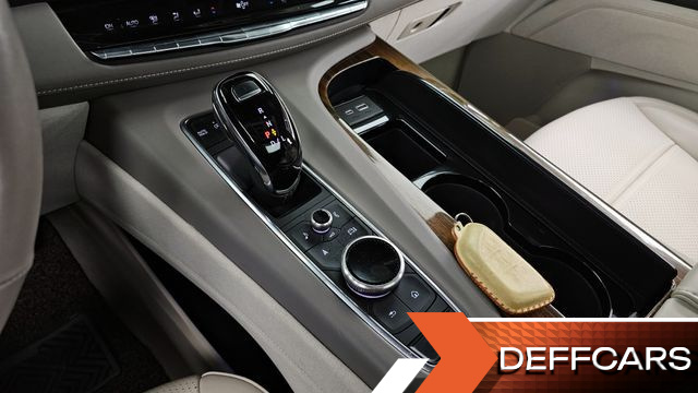 Cadillac ESCALADE 6.2 Premium Luxury Platinum купить на сайте DeffCars