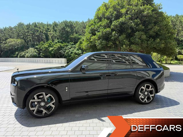 Rolls-Royce CULLINAN 6.7 V12 Black Badge купить на сайте DeffCars
