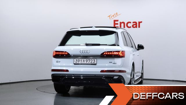 Audi Q7 55 TFSI Quattro Premium купить на сайте DeffCars
