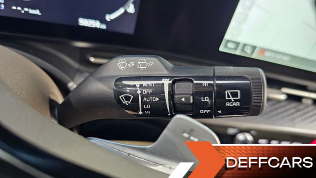 Kia CARNIVAL 7-Seater Hi-Limousine Signature купить на сайте DeffCars