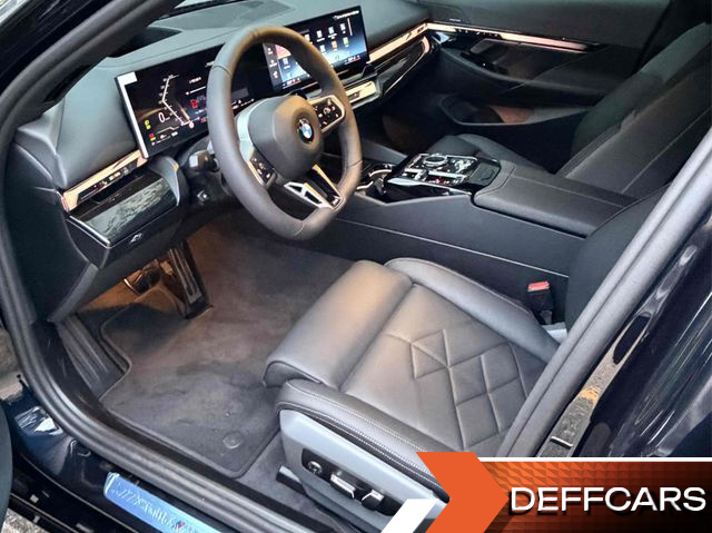 BMW 5-SERIES 530i xDrive M Sport купить на сайте DeffCars