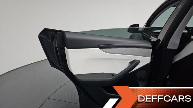 Tesla MODEL Y RWD купить на сайте DeffCars
