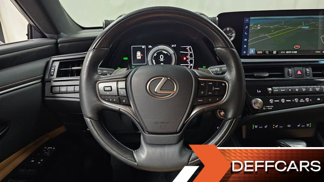 Lexus ES Luxury Plus купить на сайте DeffCars