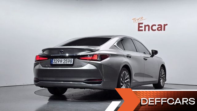 Lexus ES Luxury Plus купить на сайте DeffCars
