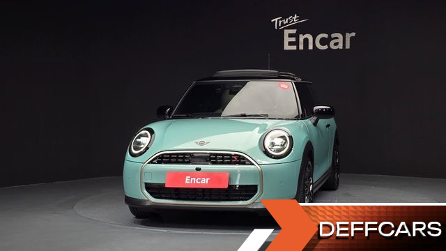 Mini COOPER Favoured купить на сайте DeffCars