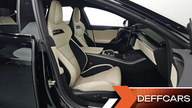 Tesla MODEL S Plaid купить на сайте DeffCars