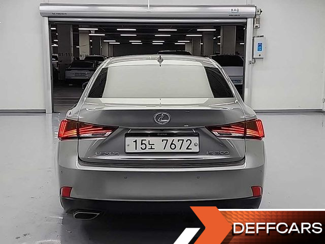Lexus IS Supreme купить на сайте DeffCars