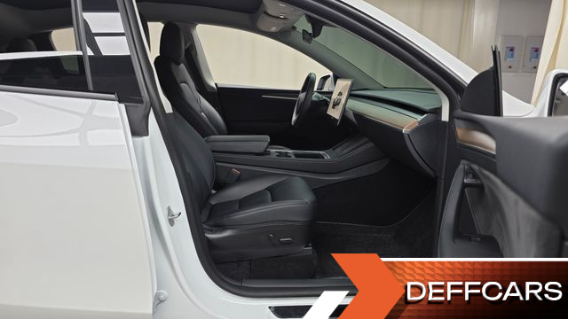 Tesla MODEL Y Long Range AWD купить на сайте DeffCars