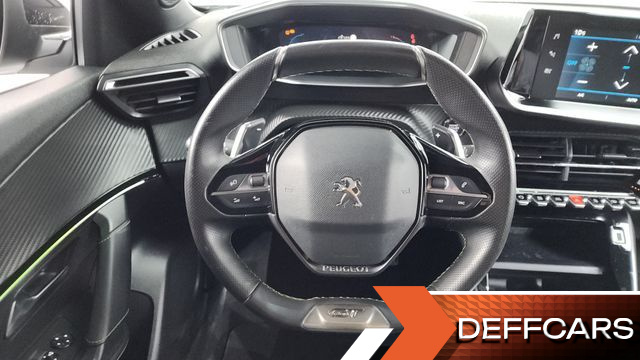 Peugeot 2008 1.5 BlueHDi GT Line купить на сайте DeffCars