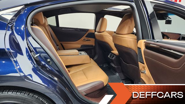 Lexus ES Executive купить на сайте DeffCars