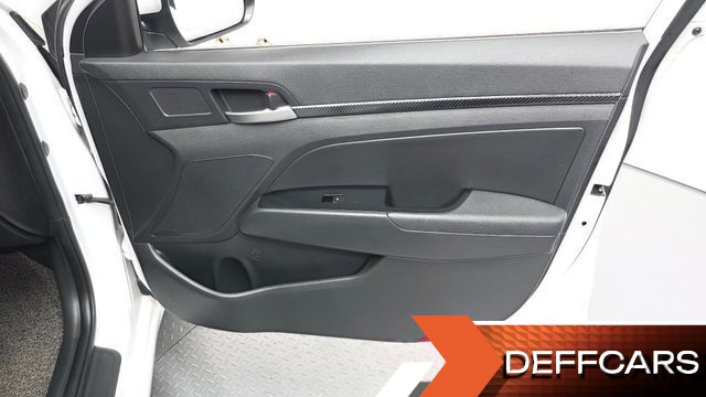 Hyundai AVANTE 1.6 Style купить на сайте DeffCars