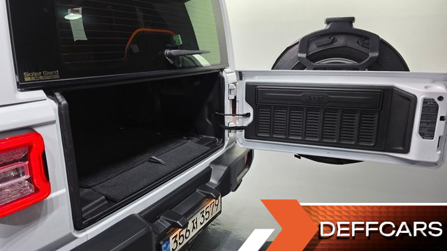 Jeep WRANGLER 2.0 Overland 4Door купить на сайте DeffCars