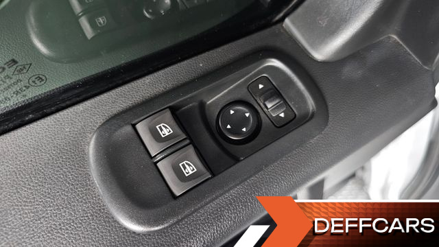 Renault-KoreaSamsung MASTER 2.3 Van S купить на сайте DeffCars