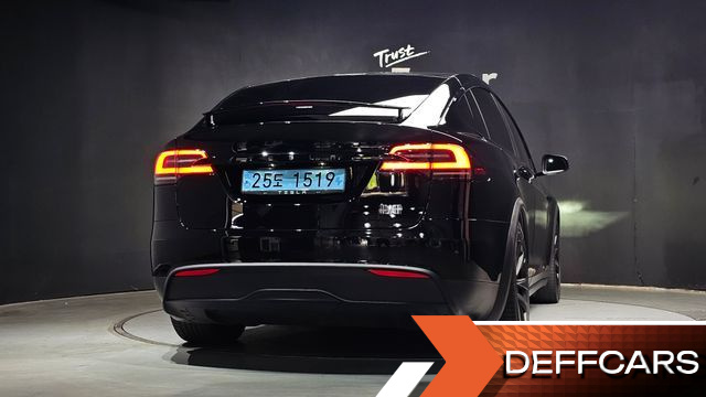Tesla MODEL X Plaid купить на сайте DeffCars