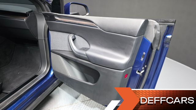 Tesla MODEL X AWD купить на сайте DeffCars